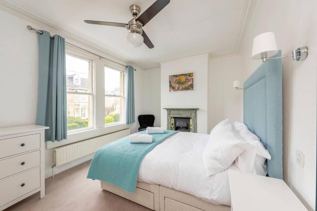 Spacious House - 2 Double Rooms - Street Parking - Garden Μπαθ Εξωτερικό φωτογραφία